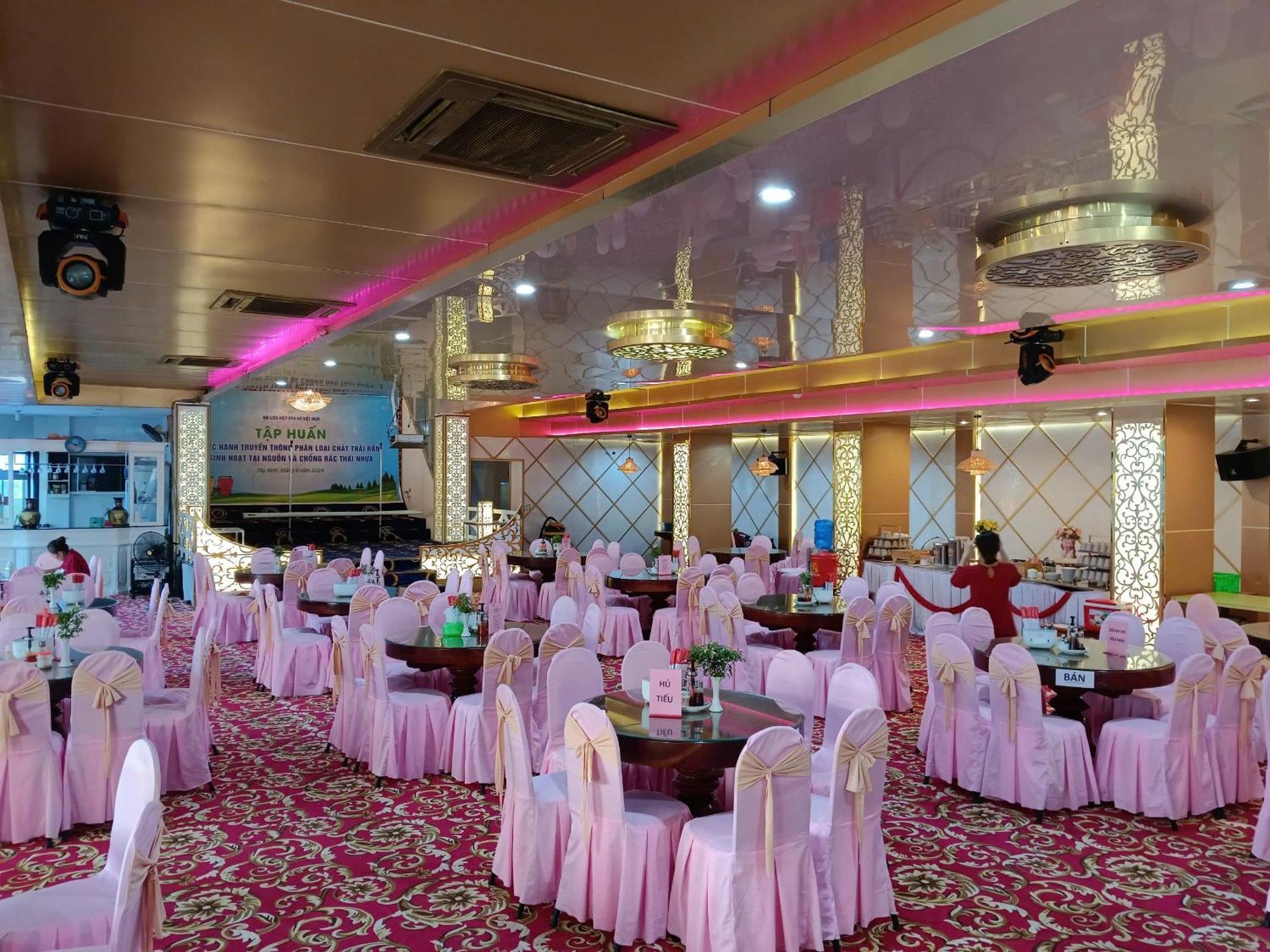 Nhat Quy Hotel Tay Ninh Luaran gambar